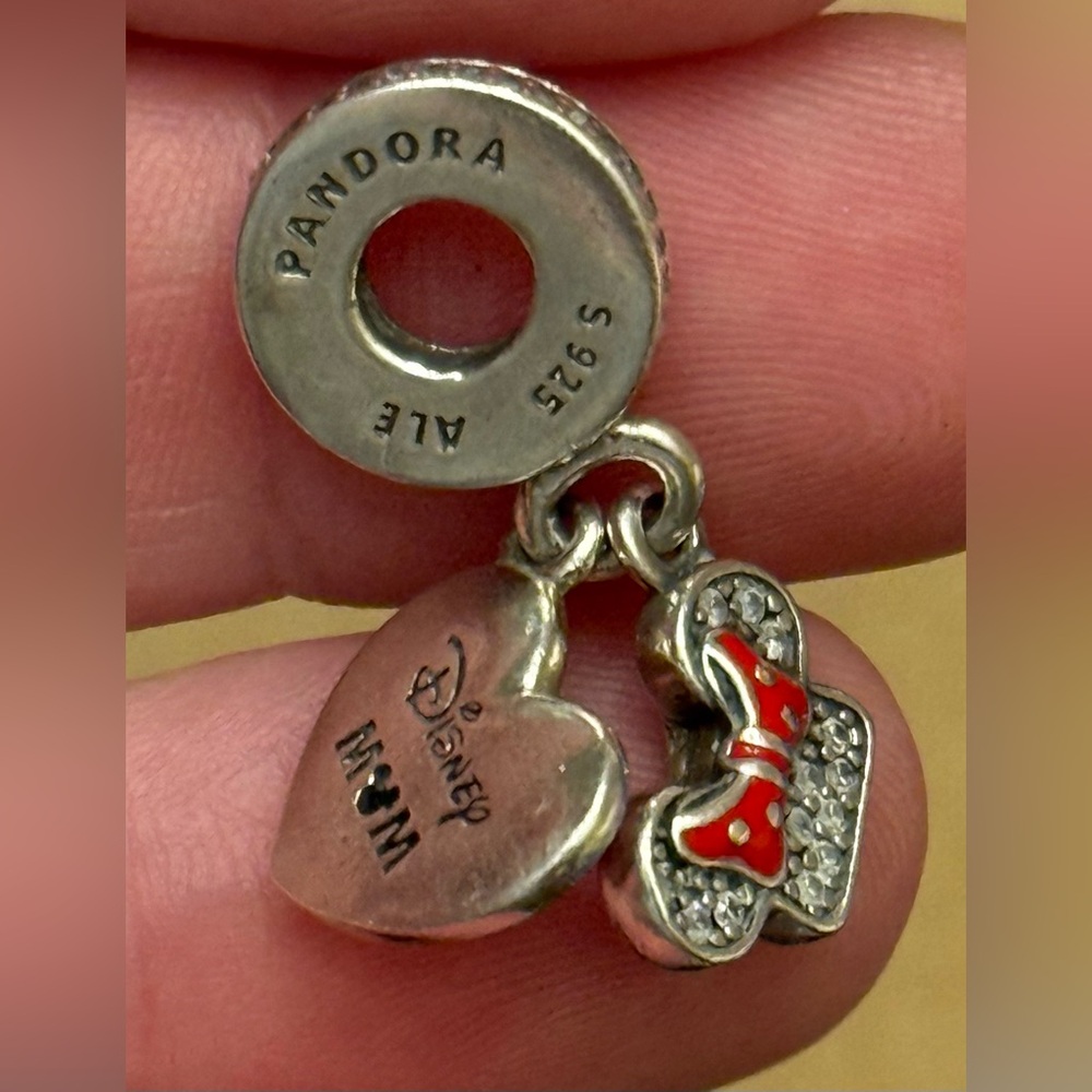 Pandora x Disney Minnie Mouse “Disney Mom” Heart Dangle Charm - Picture 3 of 5